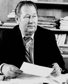 95 лет со дня рождения Анатолия Степановича Иванова