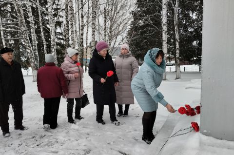 Имя твое мне известно – солдат!