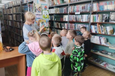 Мы пришли в библиотеку