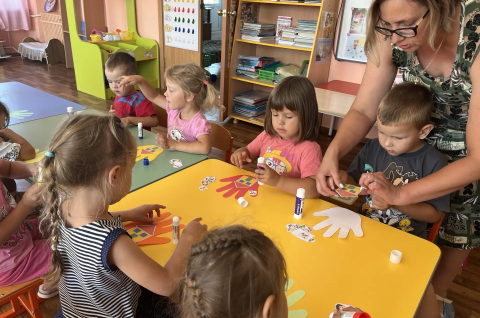 «Открытка для семьи»